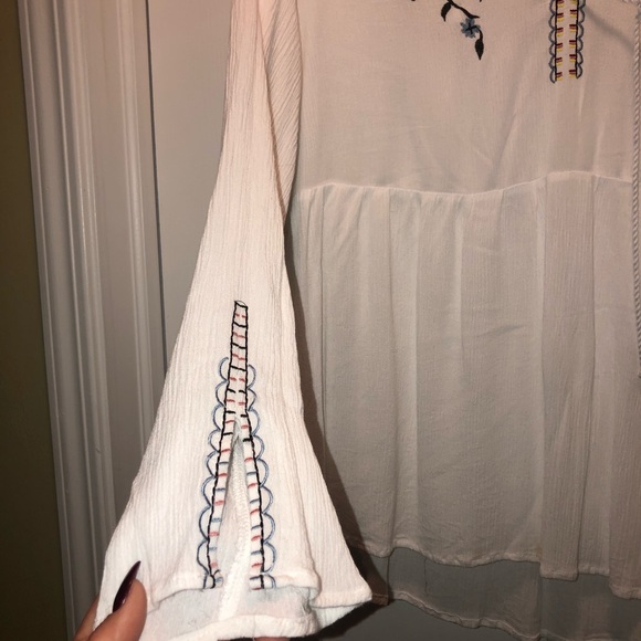 Blouse - Picture 3 of 6